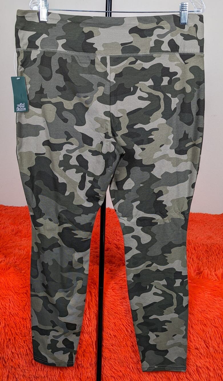 NWT Discontinued Wild Fable Camouflage Print Elastic Waistband Leggings XXL